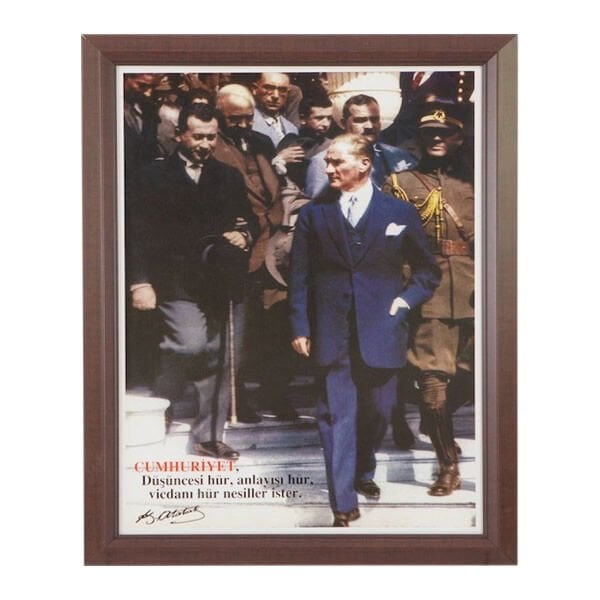 İnter INT-824-8L 35x50 Lamine Çerçeveli Duvara Monte Atatürk Portresi